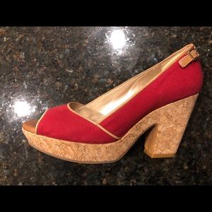 Antonio Melani Hurley - 8